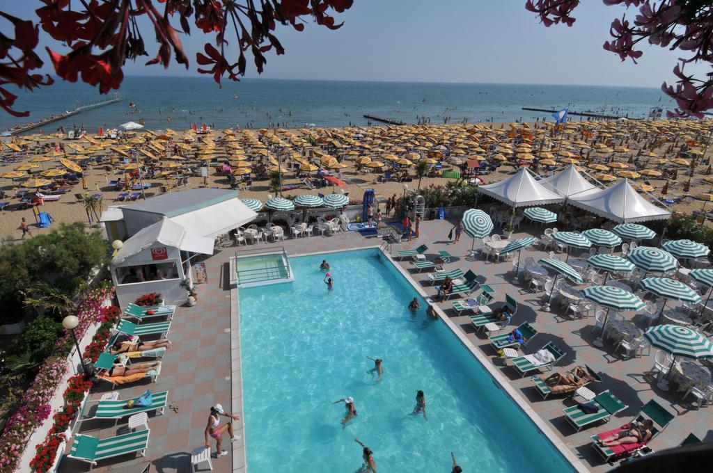 Marina Hotel 3*