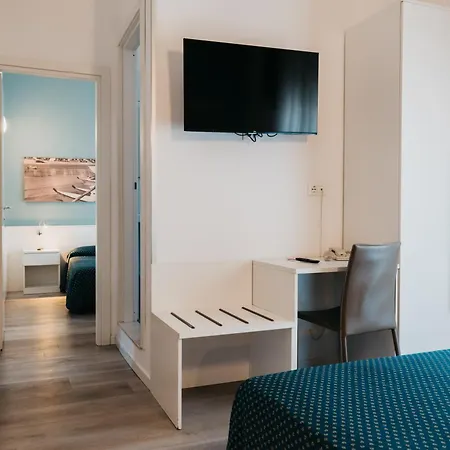 Marina Hotel