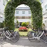 Hotel Marina